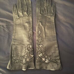 Vintage Italian Black Leather Gloves with Floral Design